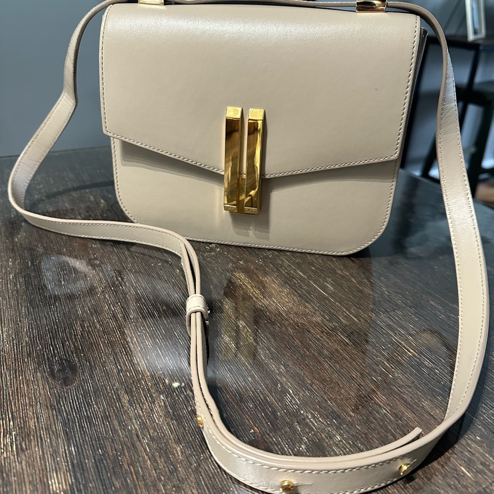 Demellier Vancouver in Smooth Taupe